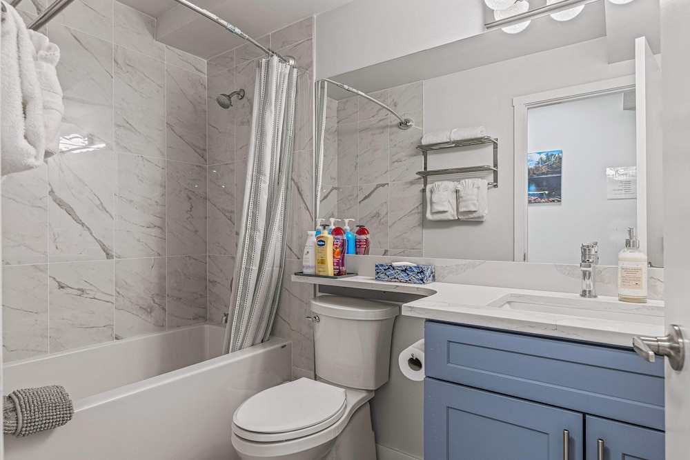 Skyline 207 - Mountain View Townhouse-AC - Heated Pool - Hot Tub - Image 4