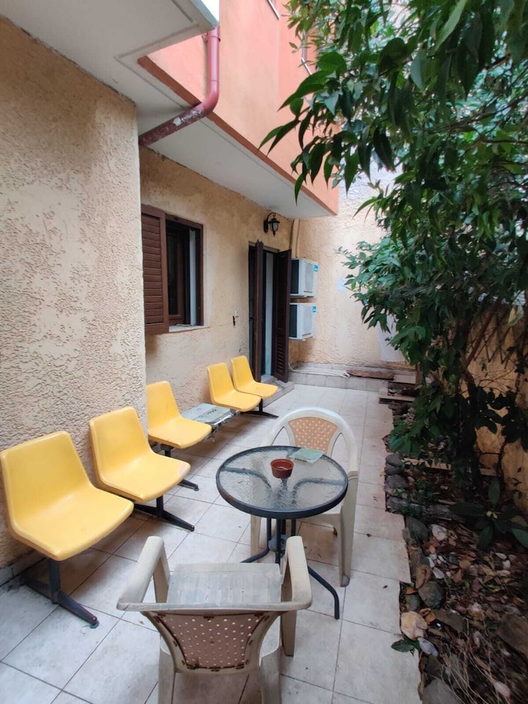 Arabas - Hostel