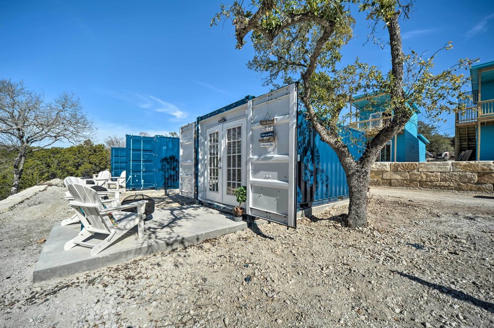 Modern Studio w/ Mtn Views & Lake On-site!
