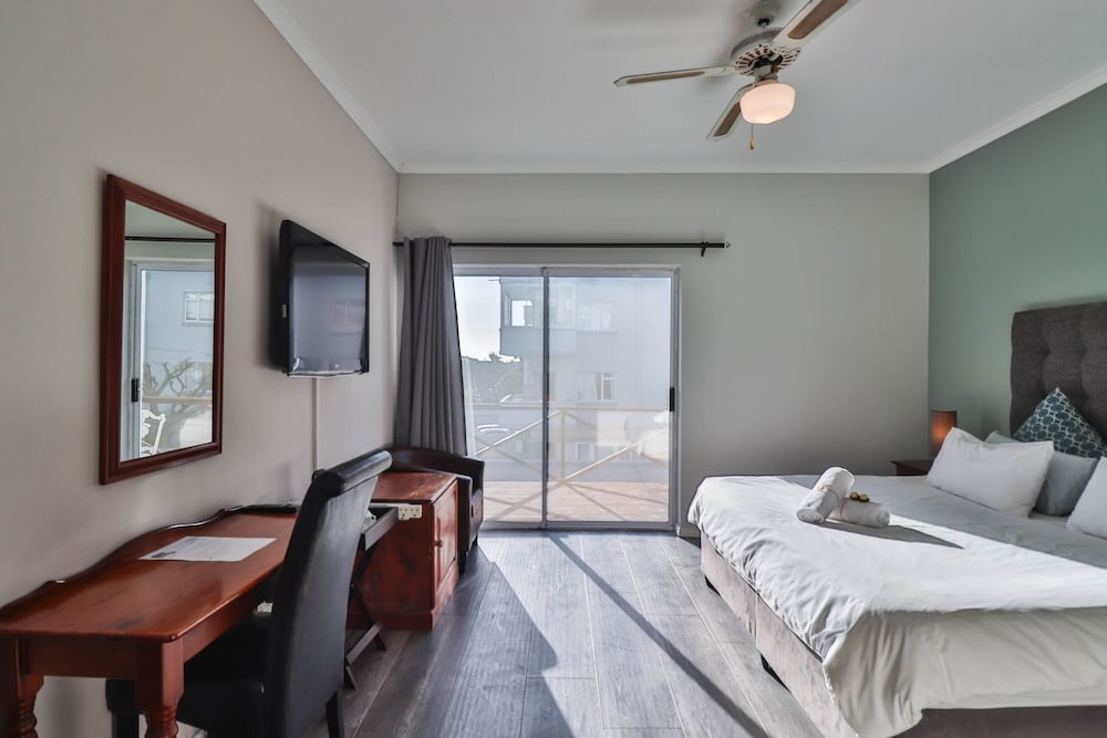 Spring Tide Inn by CTHA