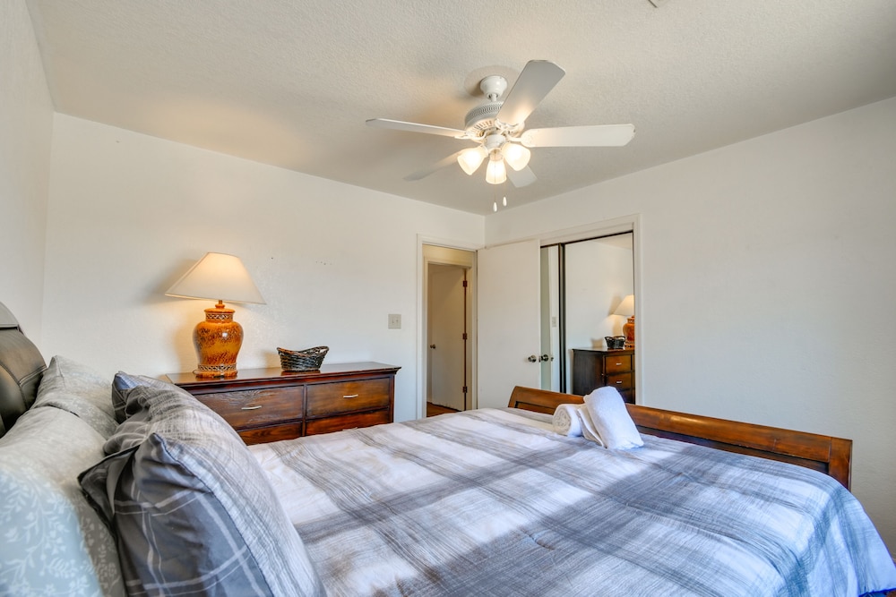 Bullhead City Home < 2 Mi to Colorado River! view 4