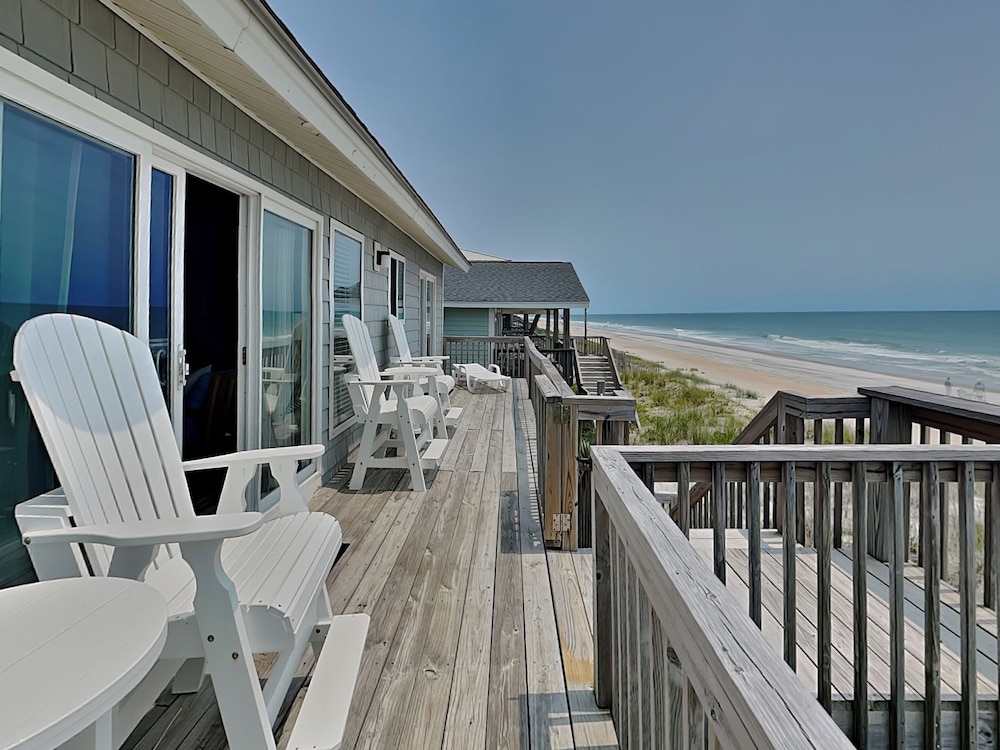 Hicks by Topsail Realty