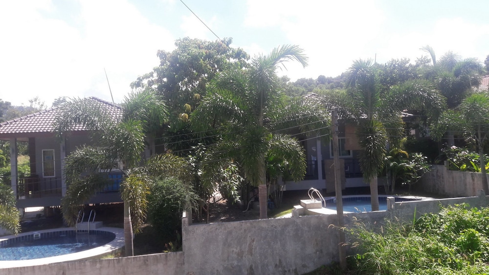 Lanta Dream Garden Pool Villa