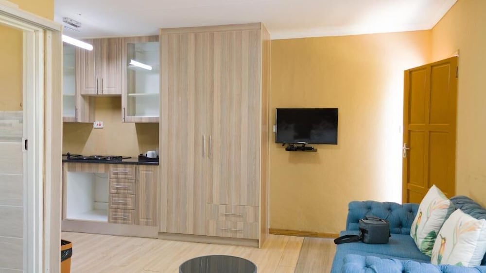 kebo events &self catering apartments