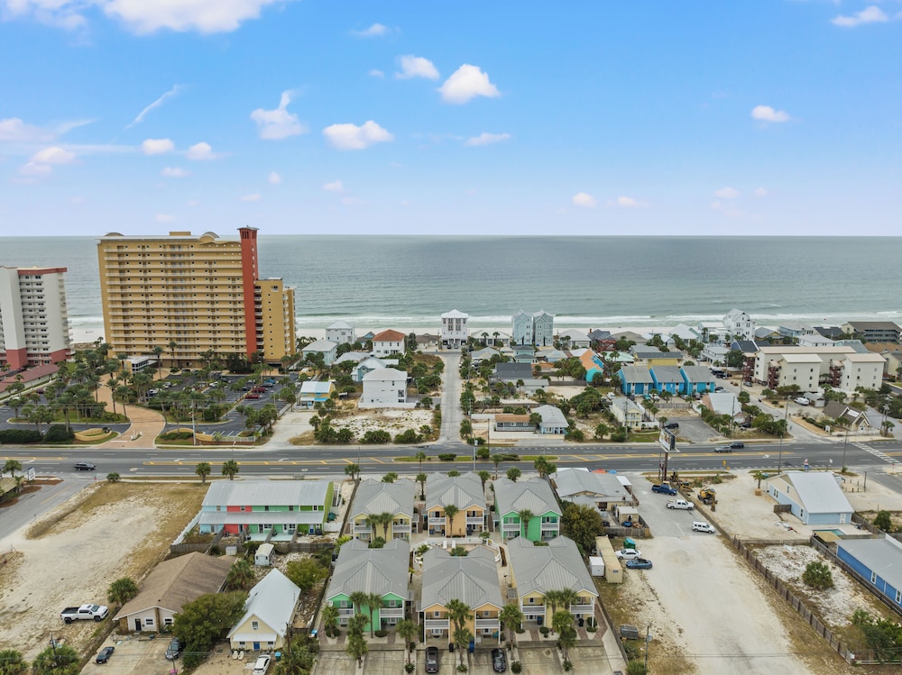 Sago by the Sea: 2-bed, 2.5-bath Retreat Steps From the Beach, Sleeps 7!