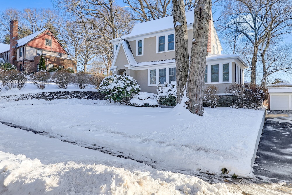 Charming Connecticut Retreat Near Museums Hiking - Property Image 11