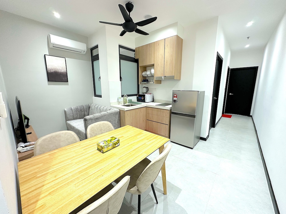 Neu Suites By Serenity Vacation Homes