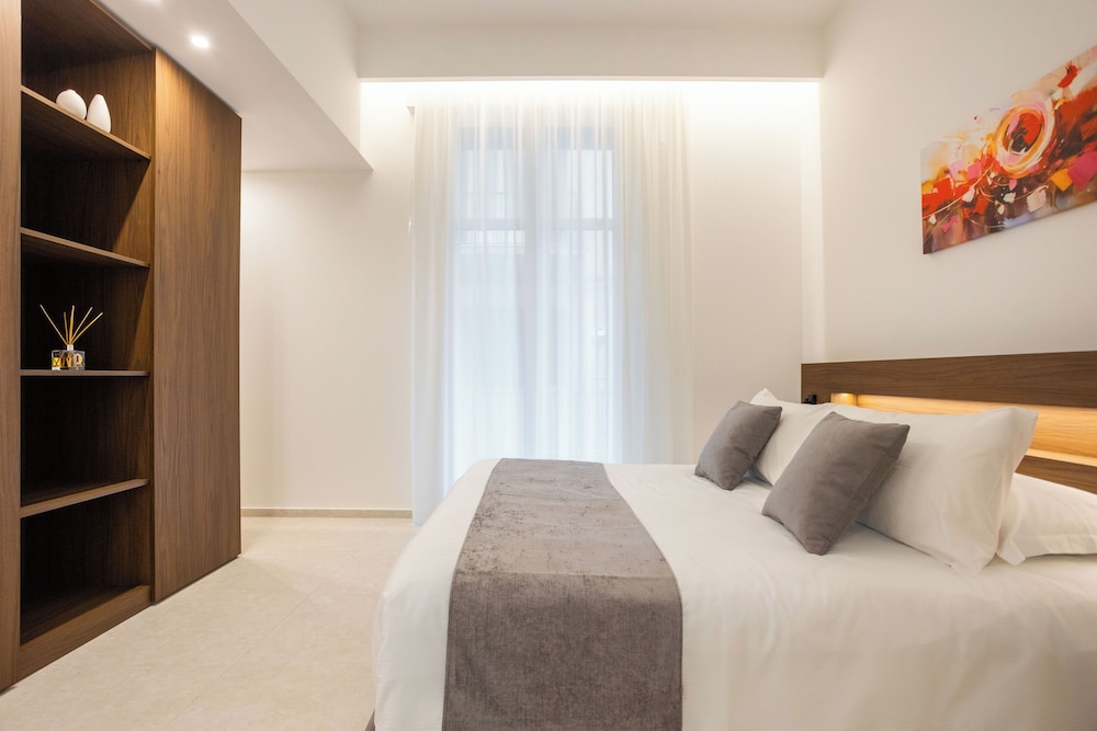 Nora's Suites