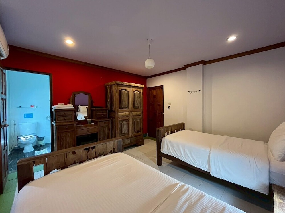 Thara Bayview Villa