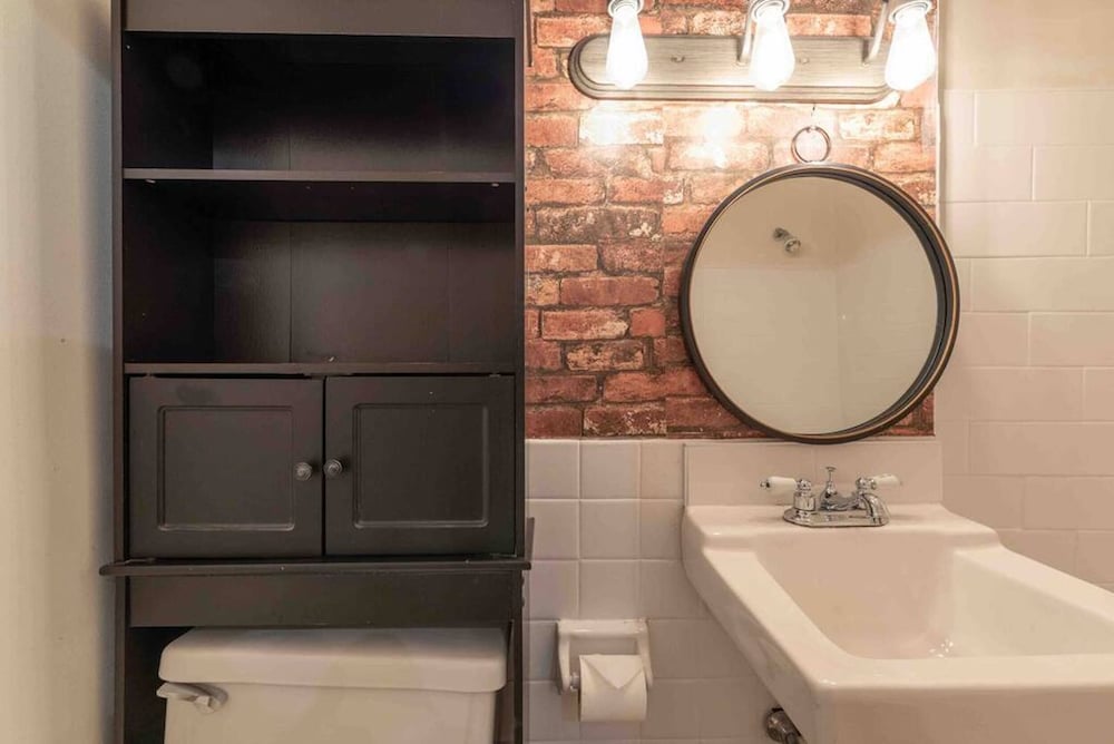 1918 Duplex with Character City Center