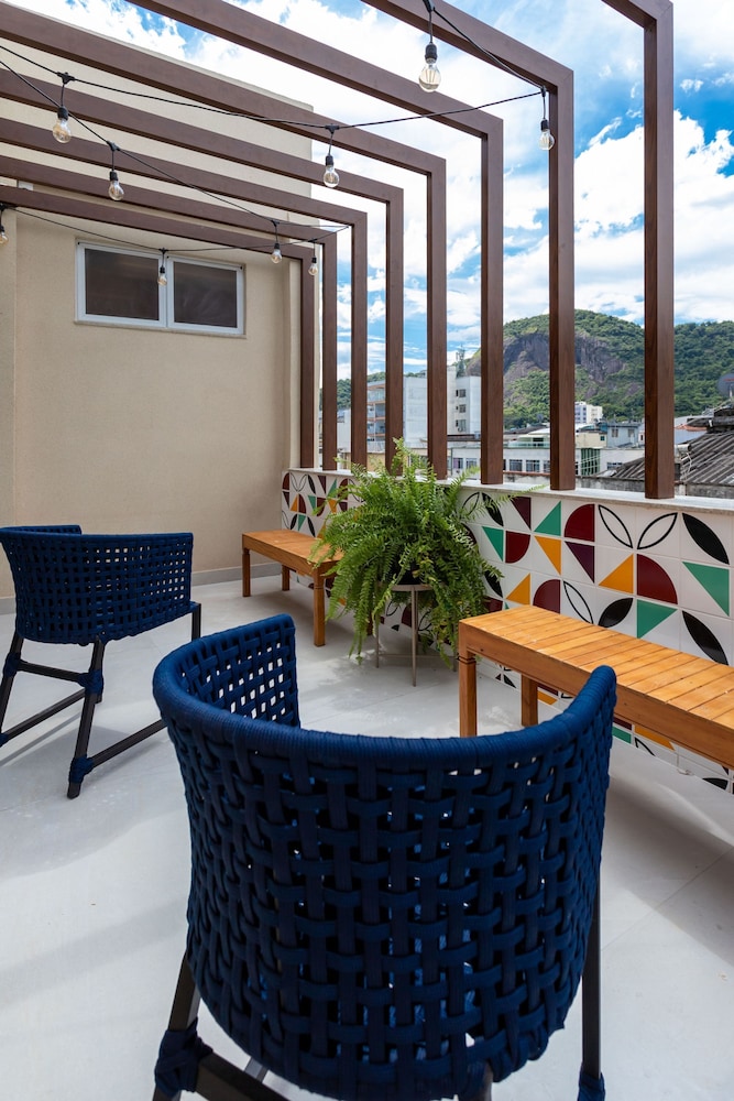 Sea View and Balcony With Bathtub Q21