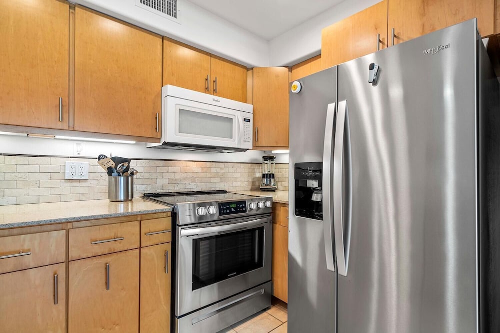 Fabulous Ocean View - Sunset - Lanai Dining - Beautifully Upgraded - Vrkcv