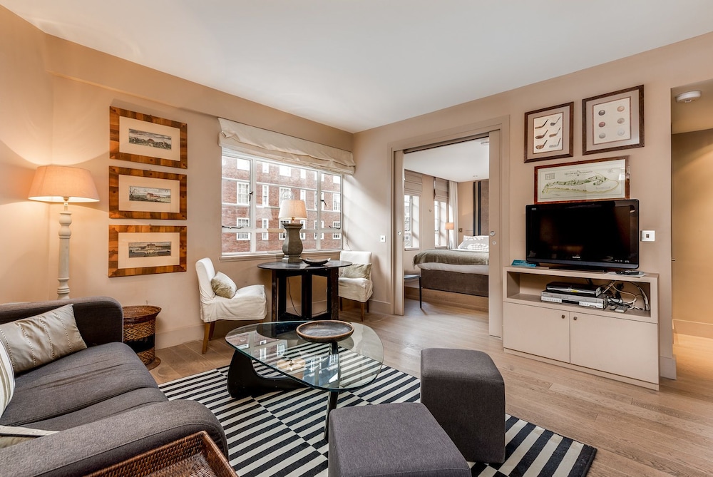 Nell Gwynn House Apartments
