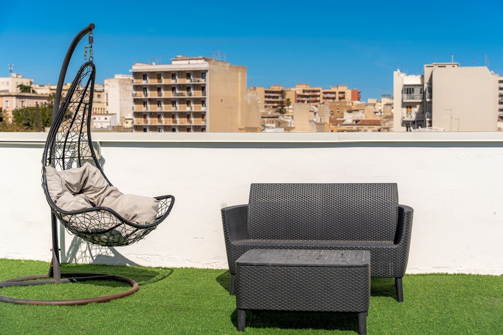 Myia 3B in Siracusa With 1 Bedrooms and 1 Bathrooms