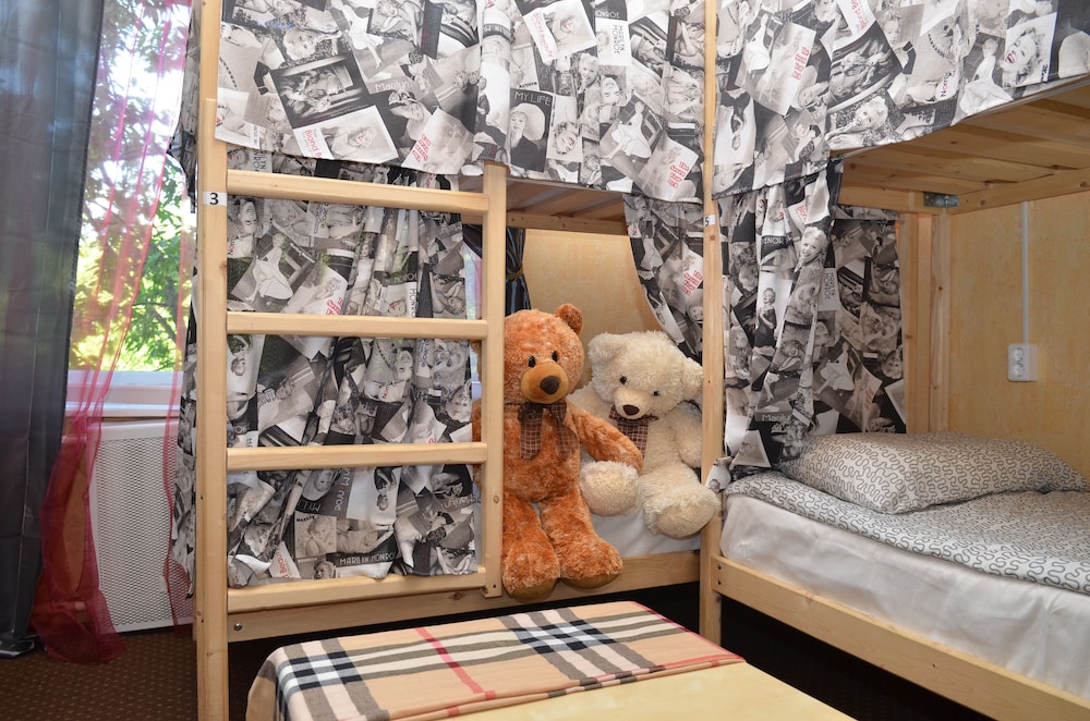 Teddy Hostel
