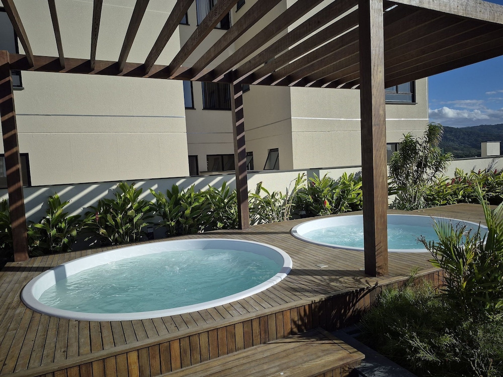 Skyline Comfort Club - Azul Celeste