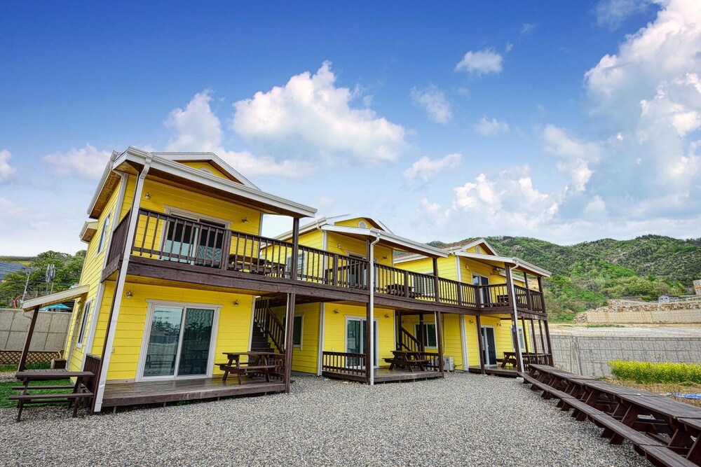 Samcheok Good Friend Pension view 3