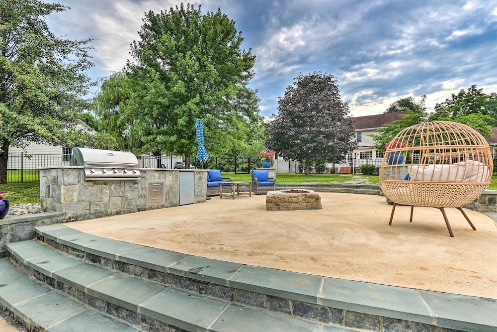 Charles Town Home w/ Private Pool Hot Tub - Property Image 18