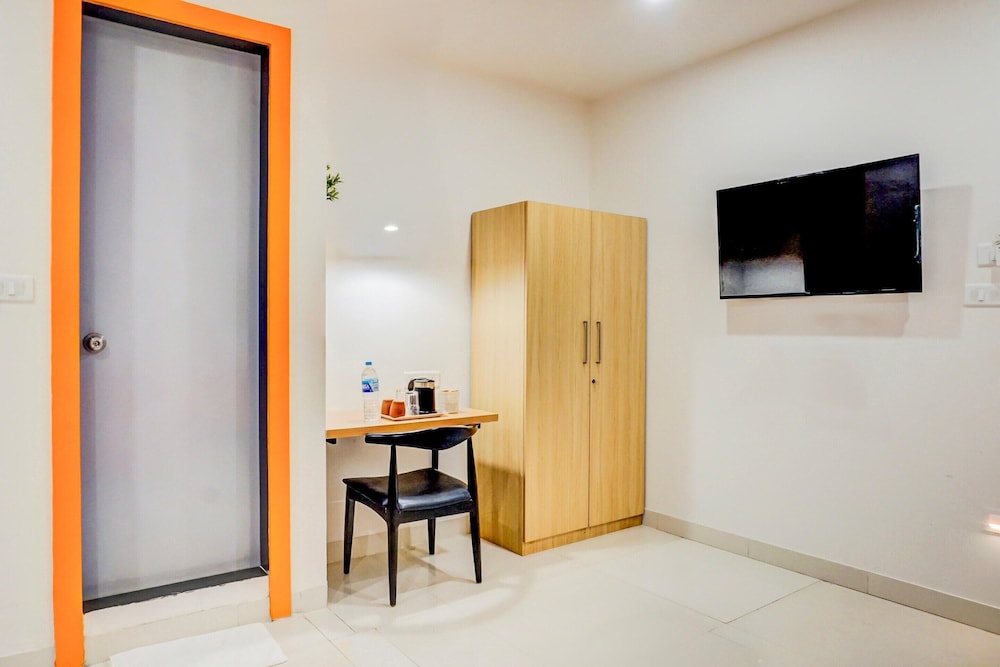 Elegant Urban Stays at Hadapsar Pune