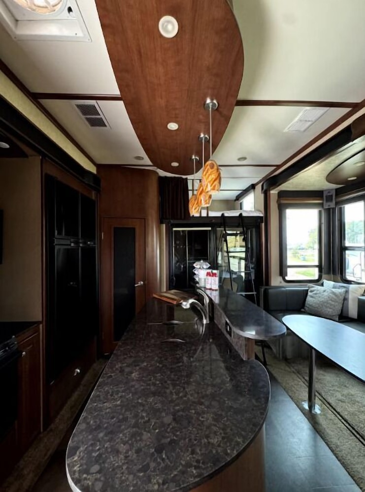 Prairie Junction Cabins Stettler