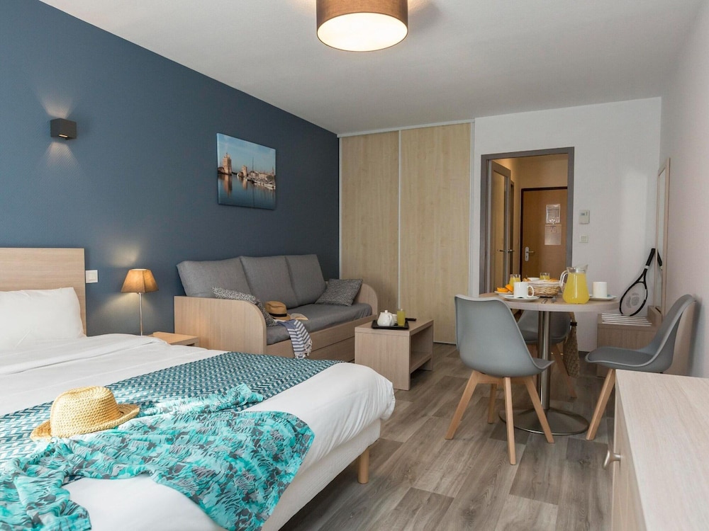 Apartment in La Rochelle Near the Beach