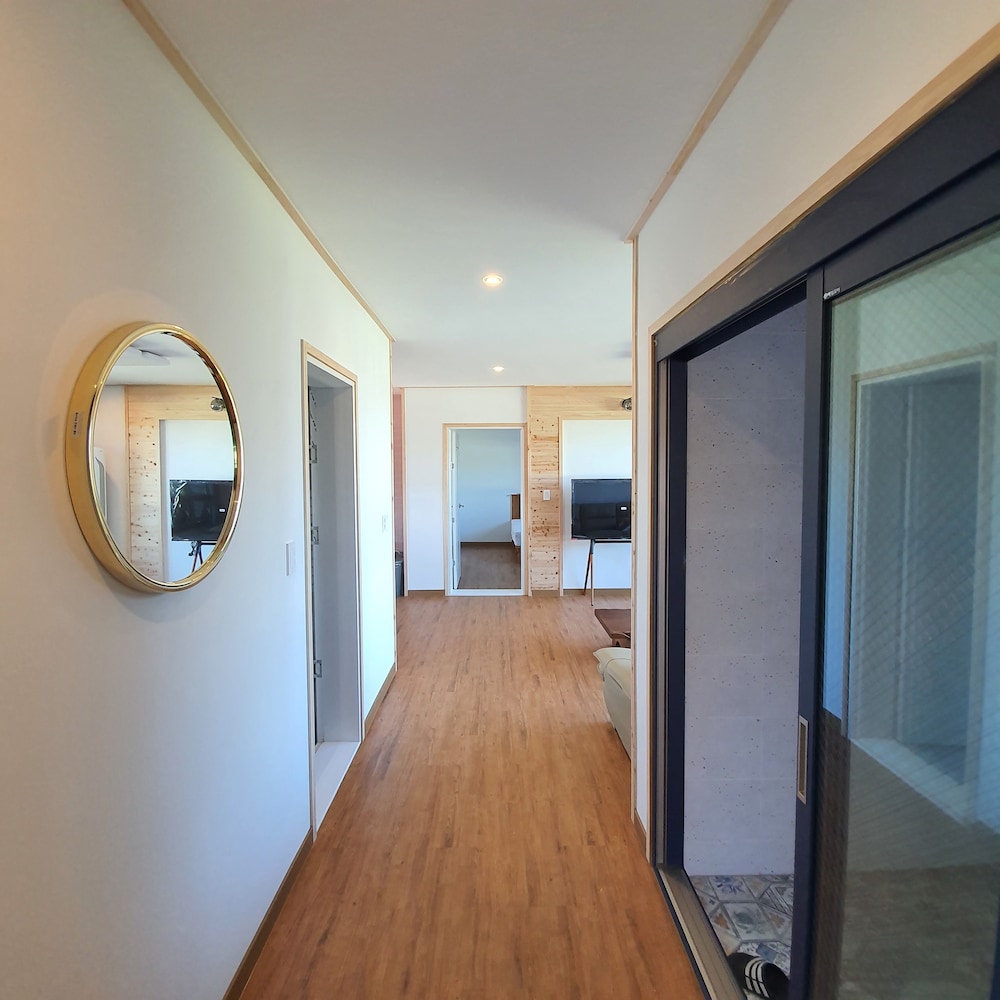 On The Stone Guesthouse 1 - Hostel 25
