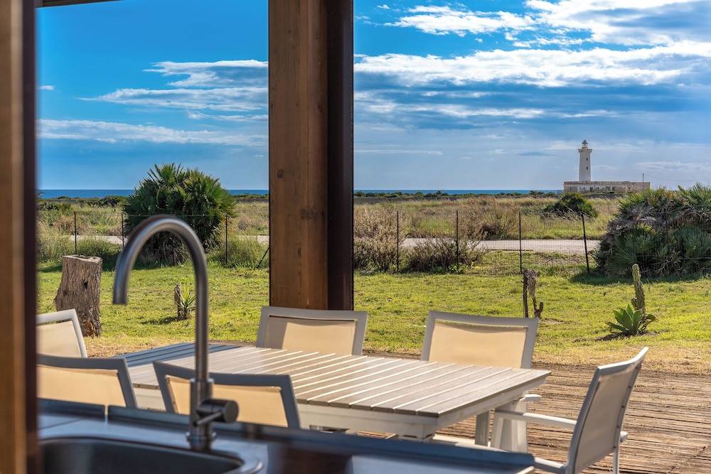 Casa Faro del Plemmiro con Jacuzzi by Wonderful Italy