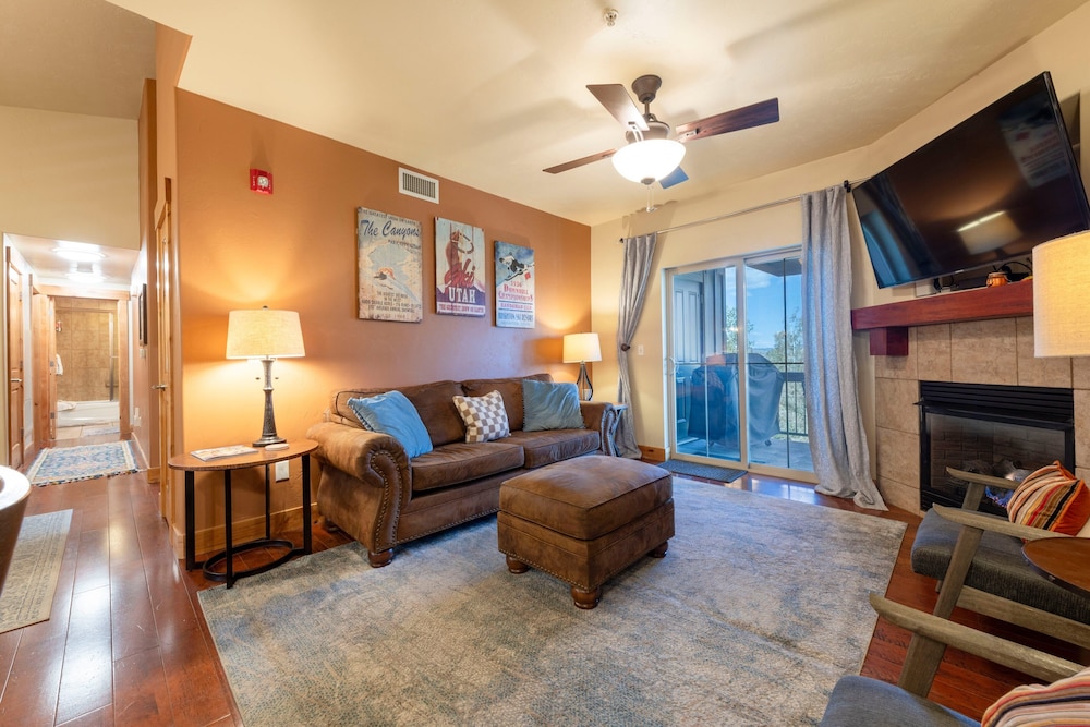Stunning Mountain Views-Bear Hollow 4402-Spacious 3Bedrooms Near Canyons Village