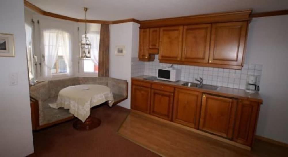 Hotel Apartement La Perle view 5