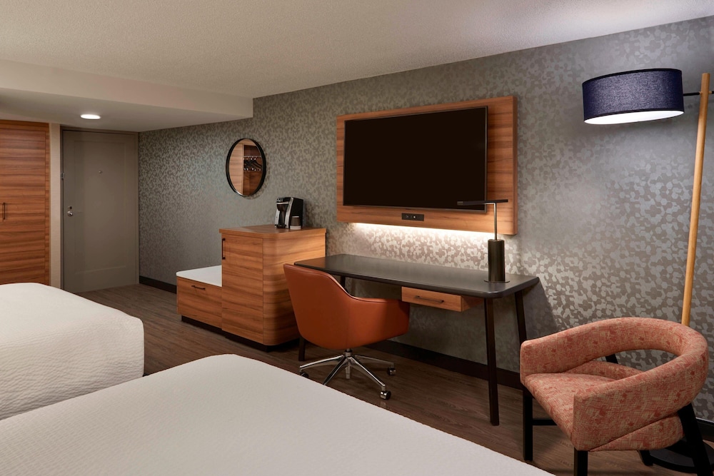 Fairfield by Marriott Montreal Downtown-2