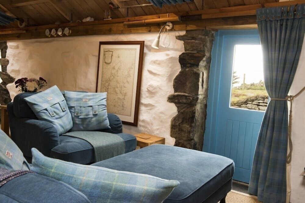 Tigh Bhisa Blackhouse