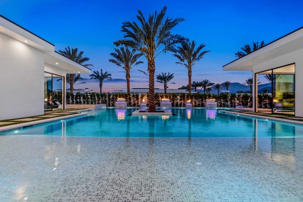 Villa Sleeps 17 w/ Pool, Firepit, Putting Green Bravo Villa 3 by Avantstay