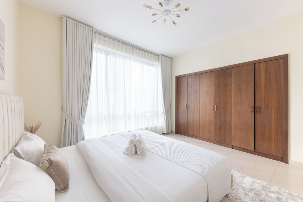 Bright & Cozy Apartment in Dubai Marina