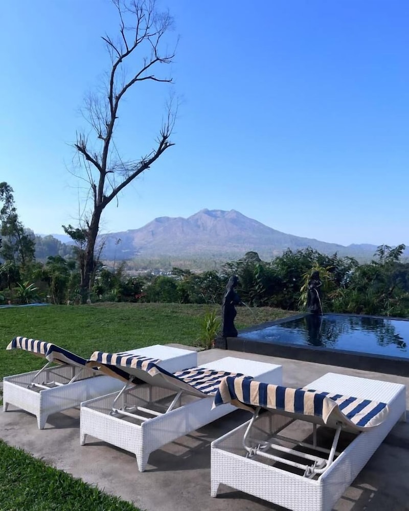D'Taman Cabin Kintamani view 3