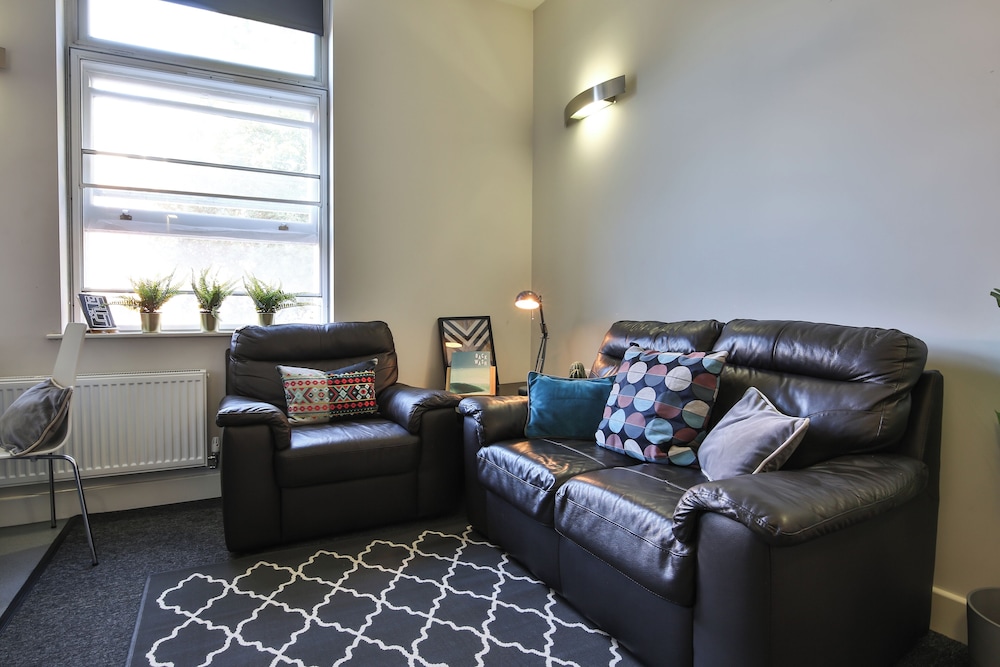 Student Only Dean Clarke Lofts