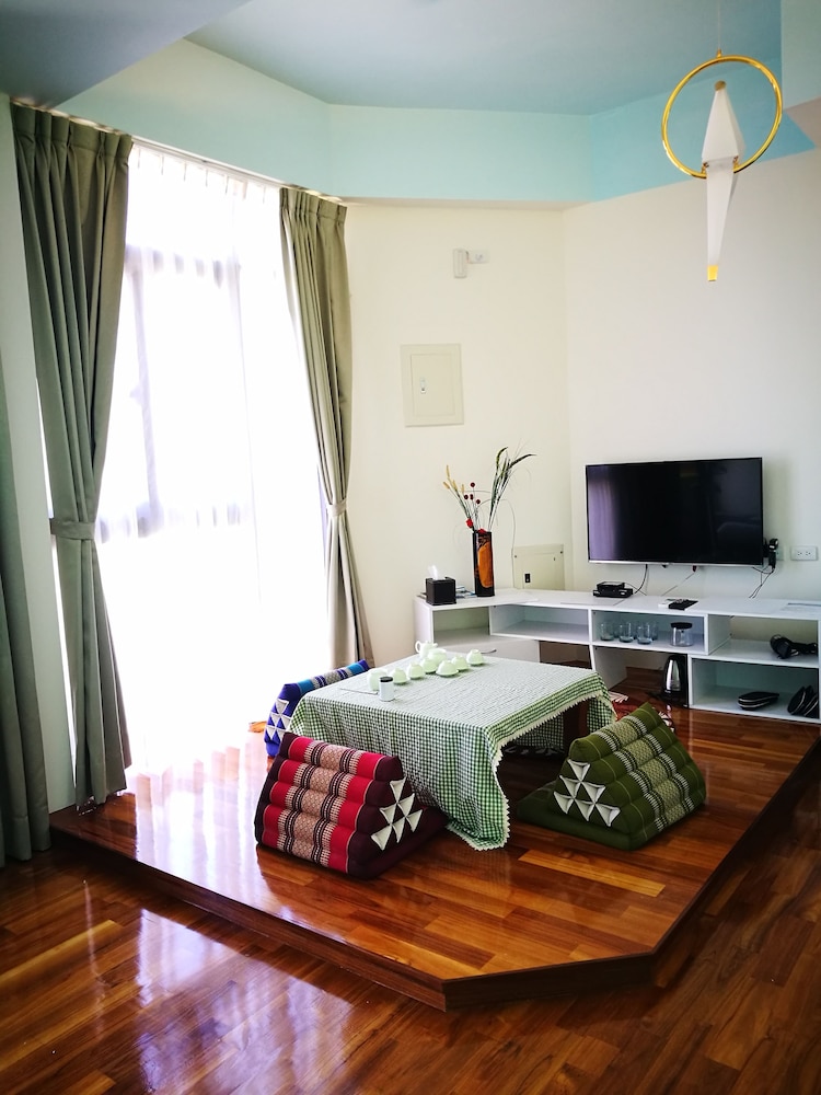 198 Red Hat B&B