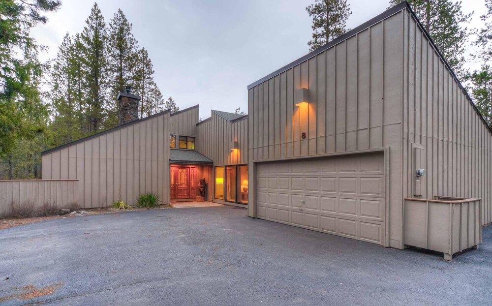 Jackpine Lane 8