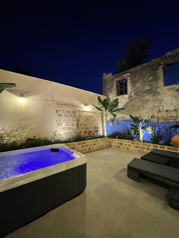 Midgard Suites - Medieval Town - Image 4