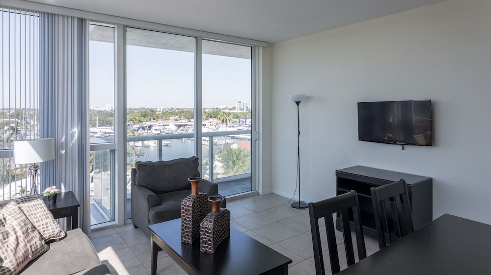 Oaks on the River Boutique Residences