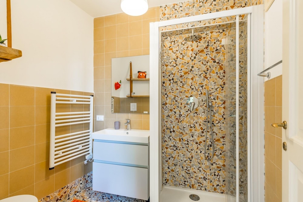 Donna Costanza - Stylish and Panoramic Flat