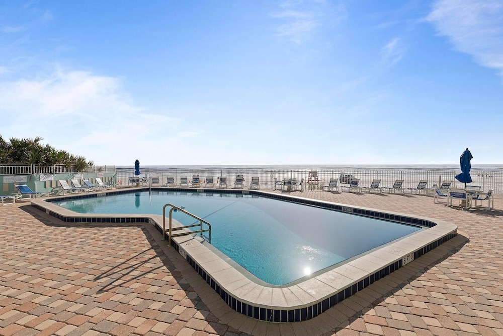 Coronado Towers 703