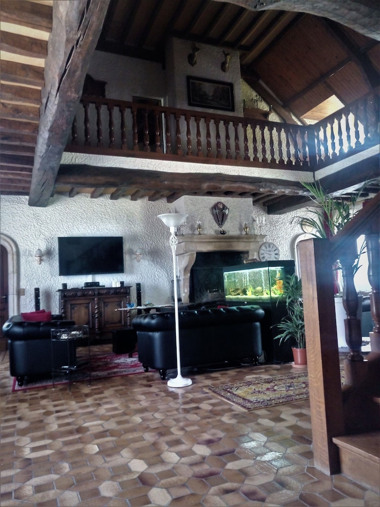 Maison Lalongère