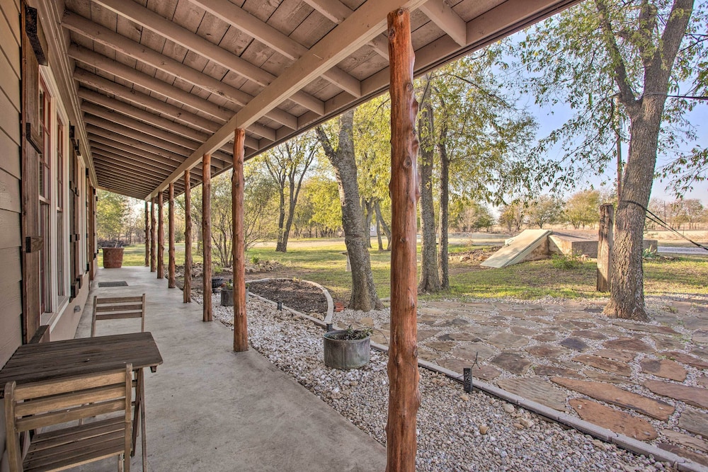 Gainesville Vacations - Charming Gainesville Retreat: Barn, Horses Welcome - Property Image 16