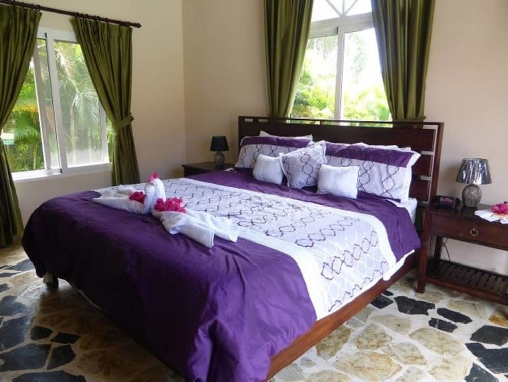 Elegant and Private 4 Bedroom Villa view 4