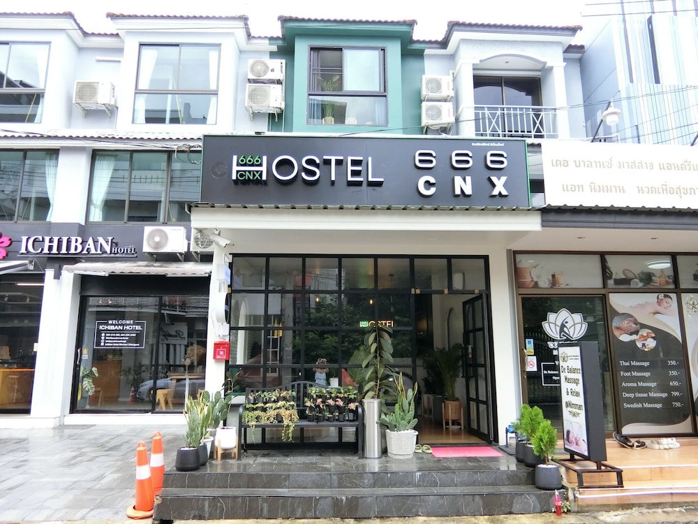 666 Cnx Hostel