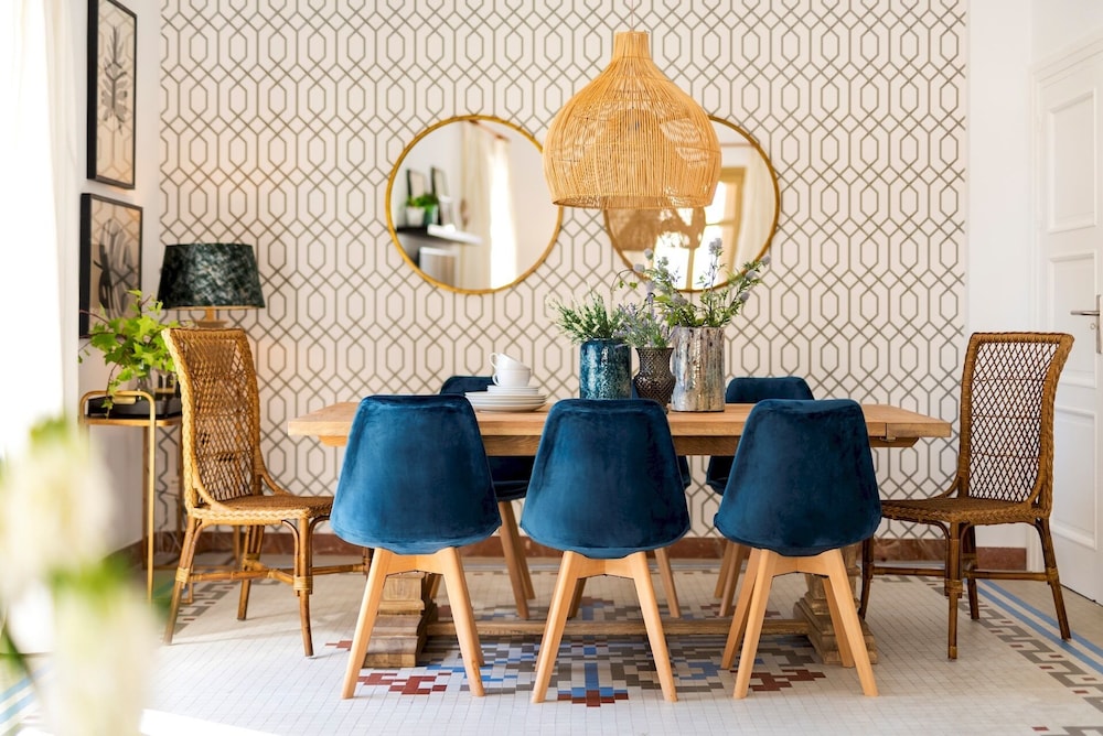 Genteel Home Zegrí