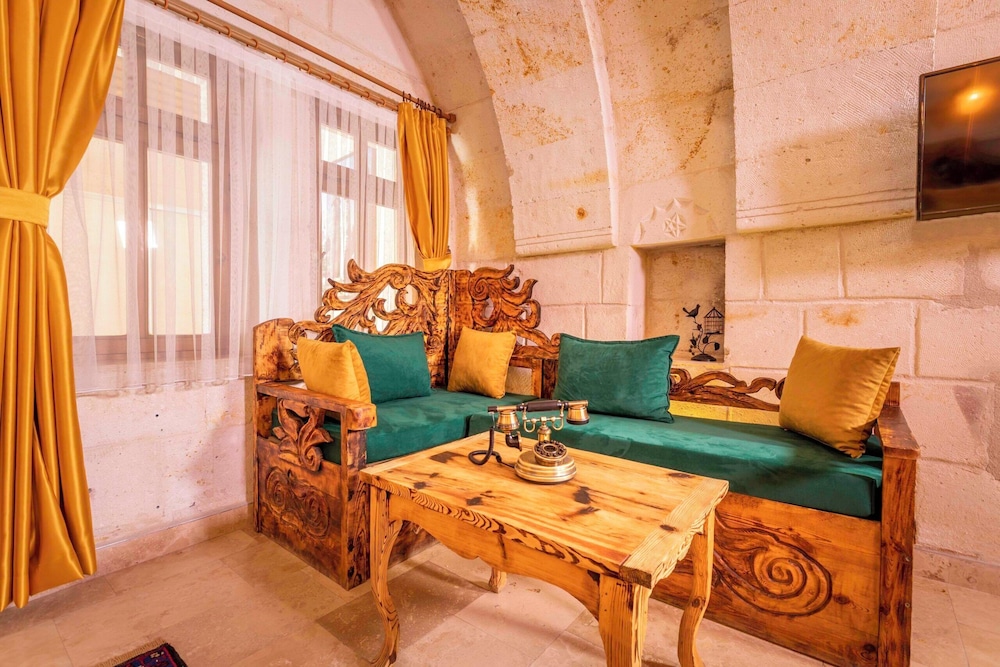 Onur cave cappadocia
