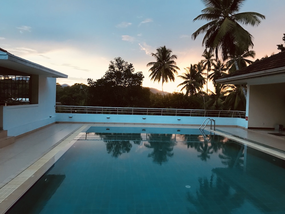 Serene Villa