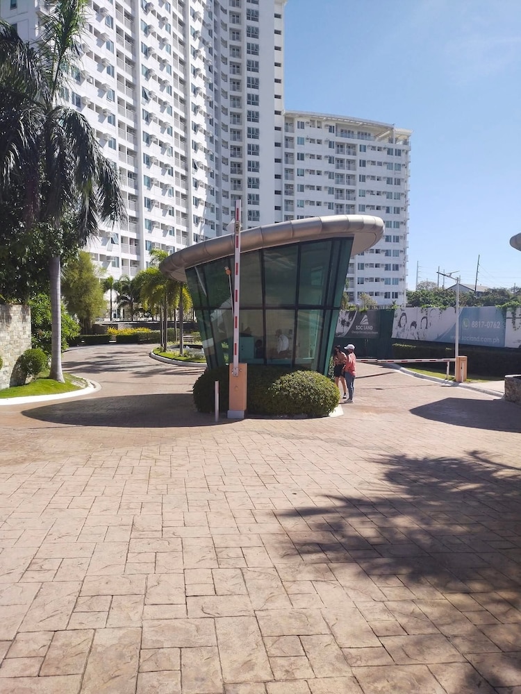Anuva Residence