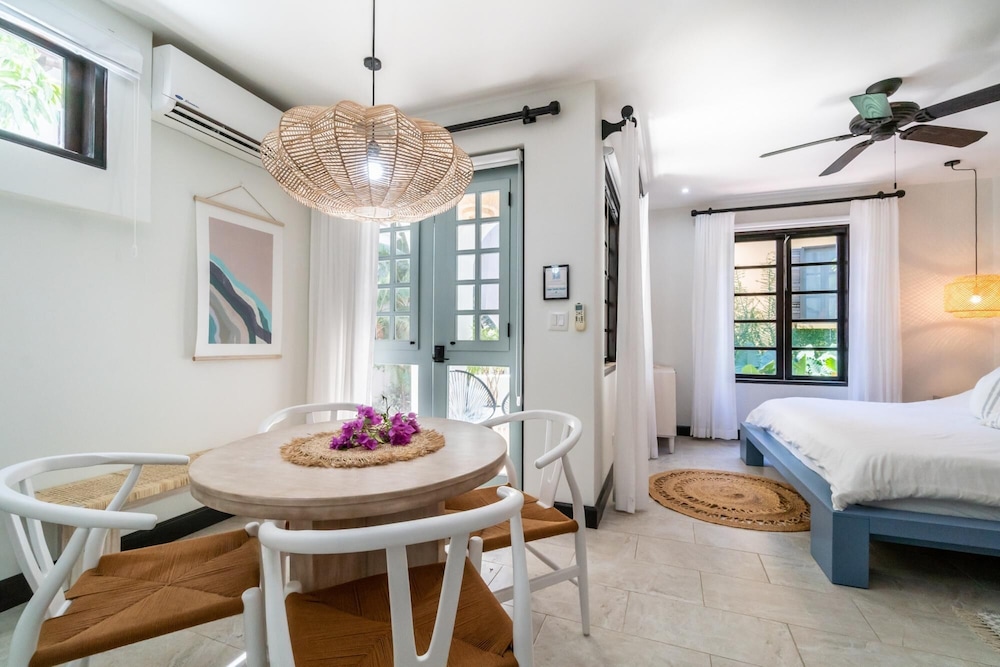 Las Catalinas - 2 BR Condo Just Steps to the Beach - Casa el Chante